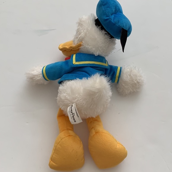 Disney’s Donald Duck, plush 15 inches excellent shape - Picture 8 of 9